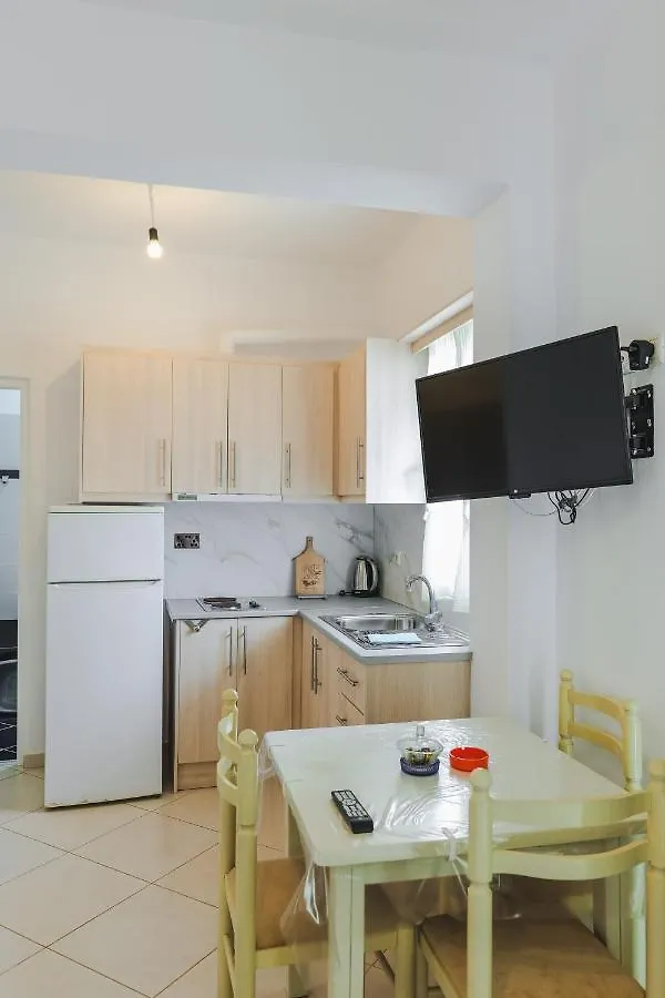 Apartments Nano Ksamil