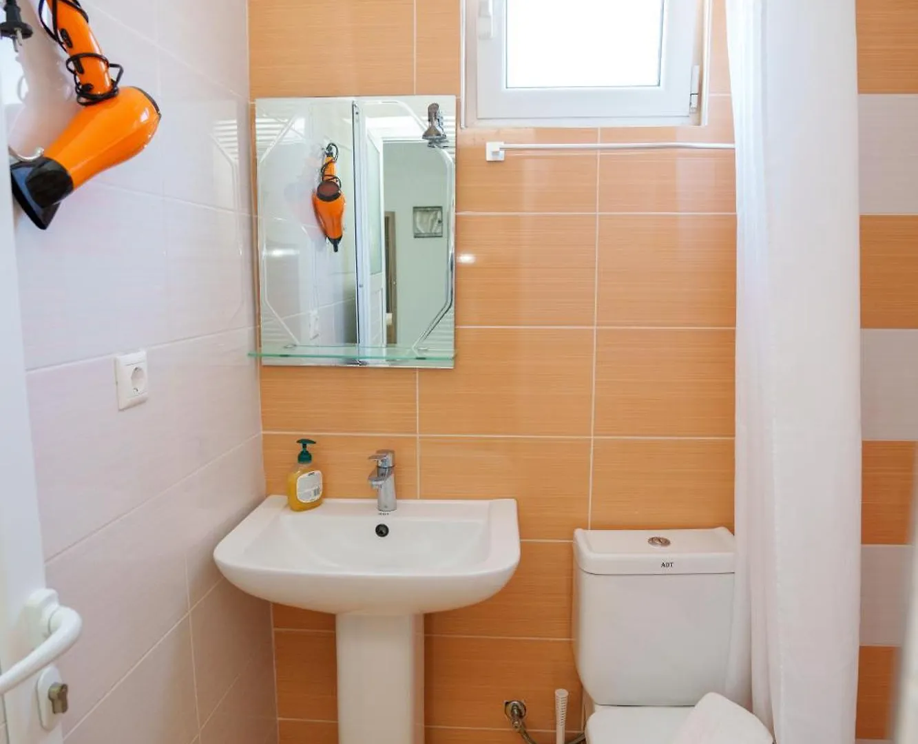 Apartments Nano Ksamil 0*,  Albania