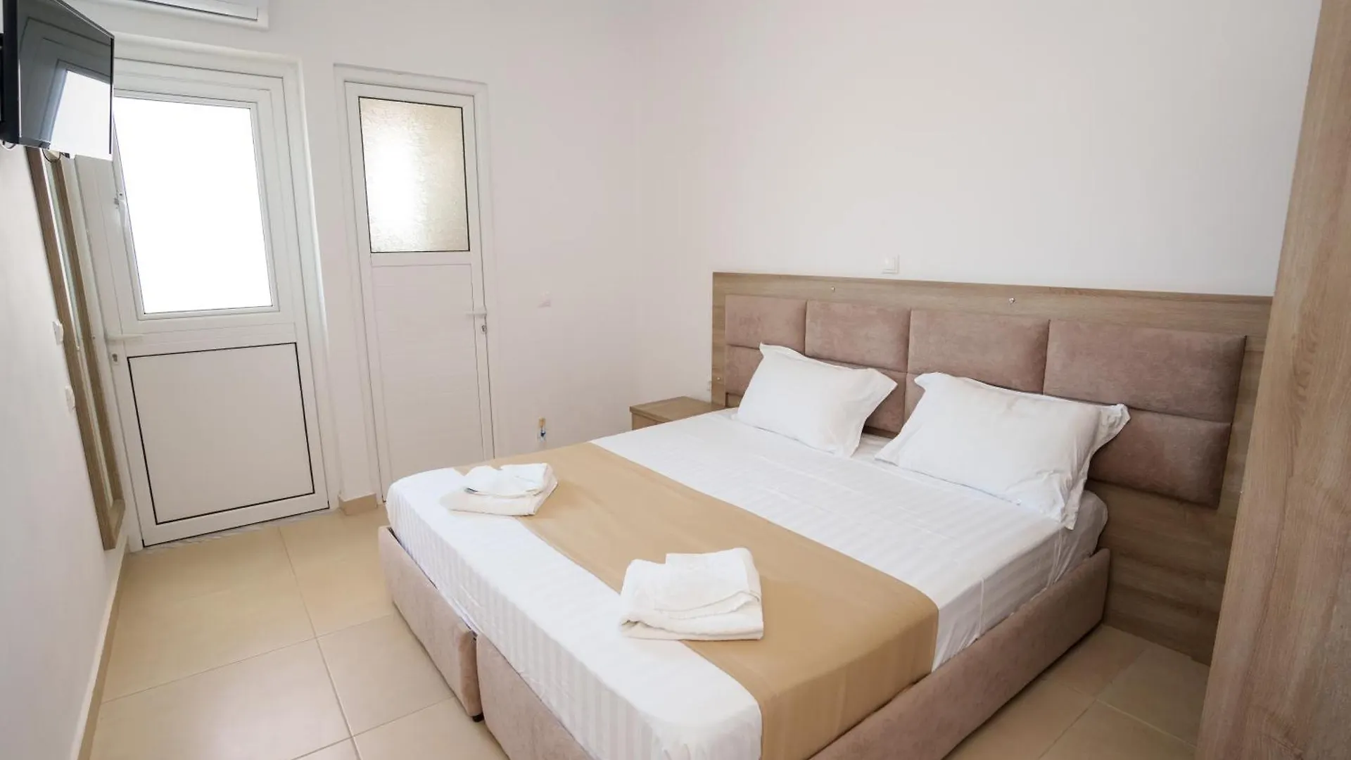 Apartments Nano Ksamil