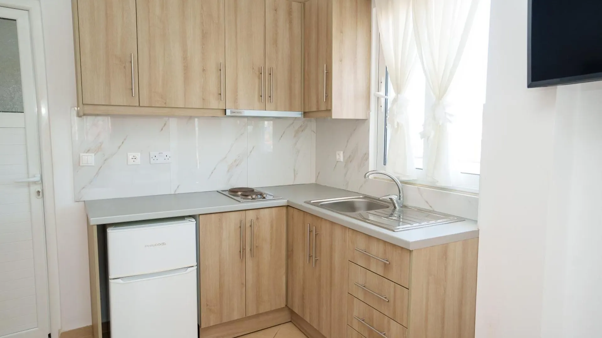 Apartments Nano Ksamil 0*,  Albánie