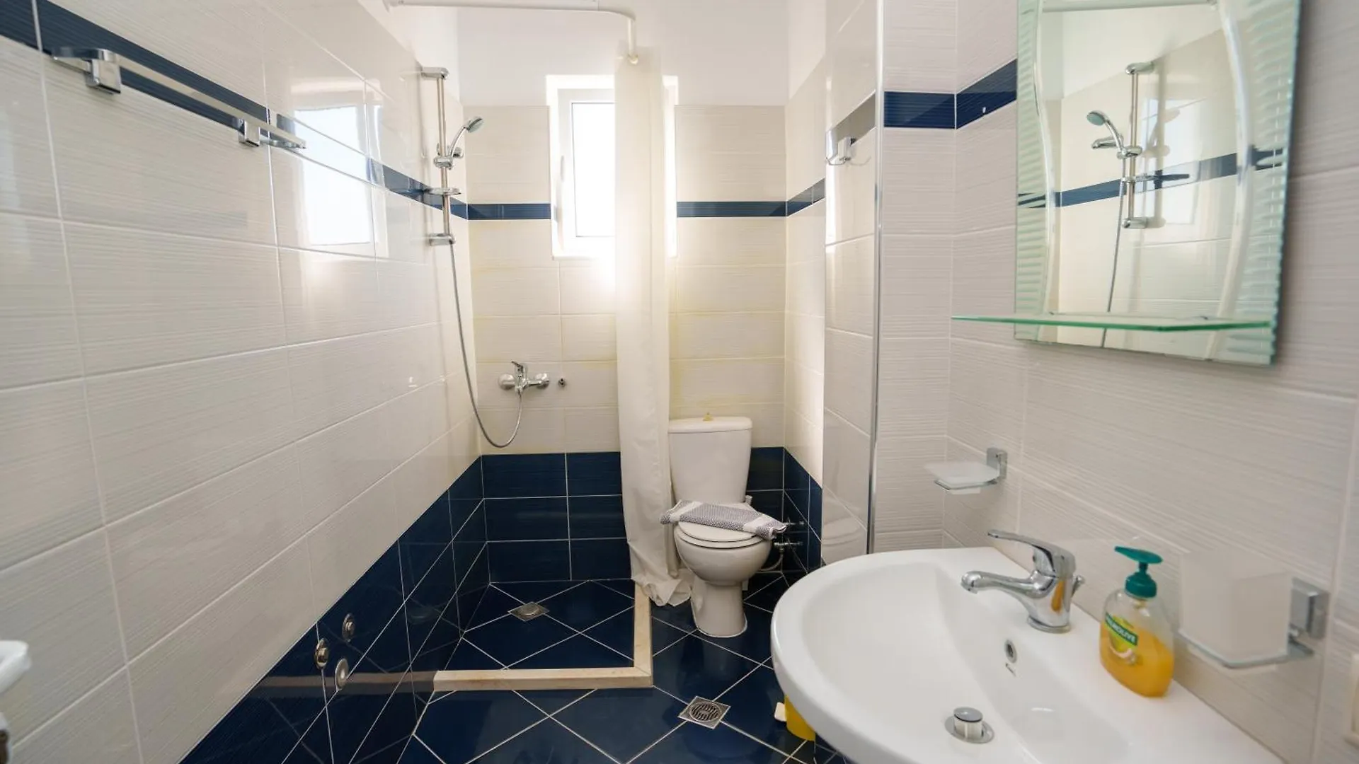 Apartments Nano Ksamil