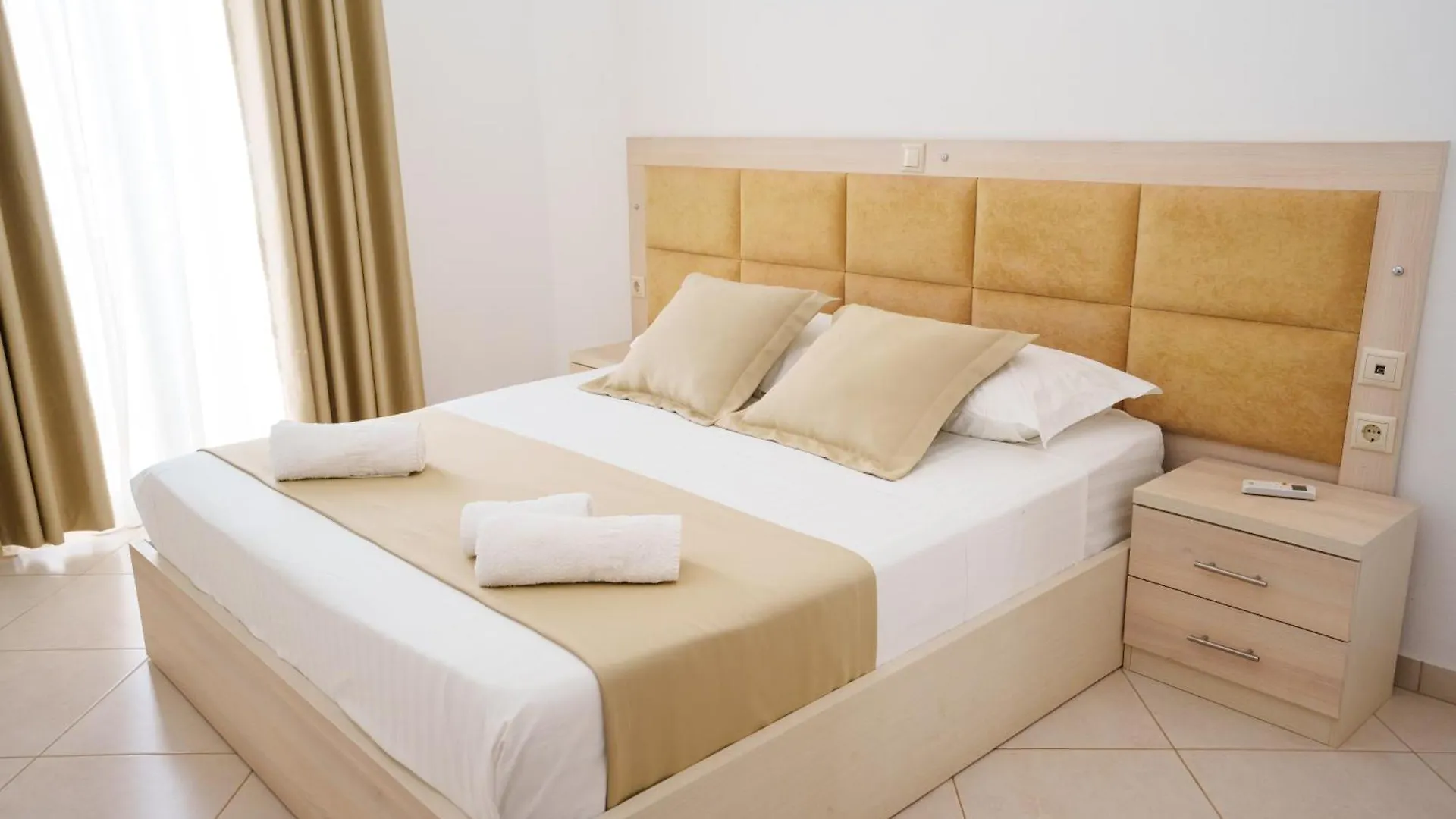 Apartments Nano Ksamil