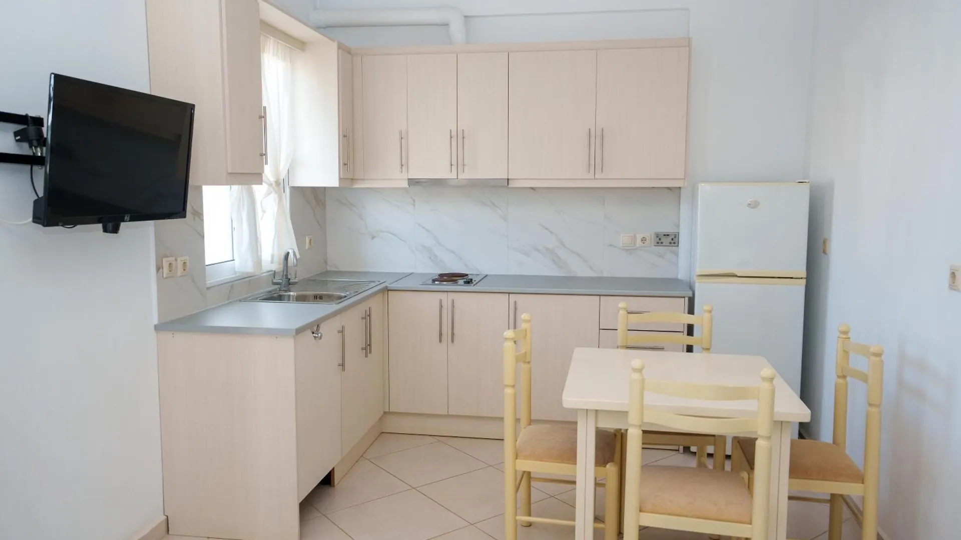 Apartments Nano Ksamil